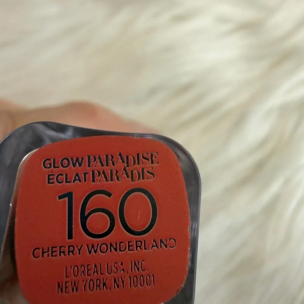🩷5/$10 Shimmering Lipstick
